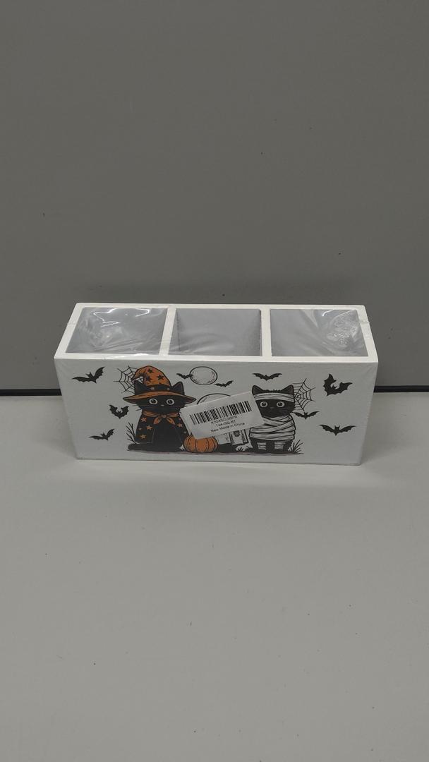 Gothic Office Supplies Decor Wooden Pen Pencil Holder, Funny Office Gifts for Coworkers  Organizer for Home Desk Table Shelf Decor (01)