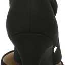 LifeStride Womens Gallery Pump, Black, Size 7.5