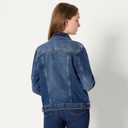 Amazon Essentials Women's Regular-Fit Denim Trucker Jacket (M)