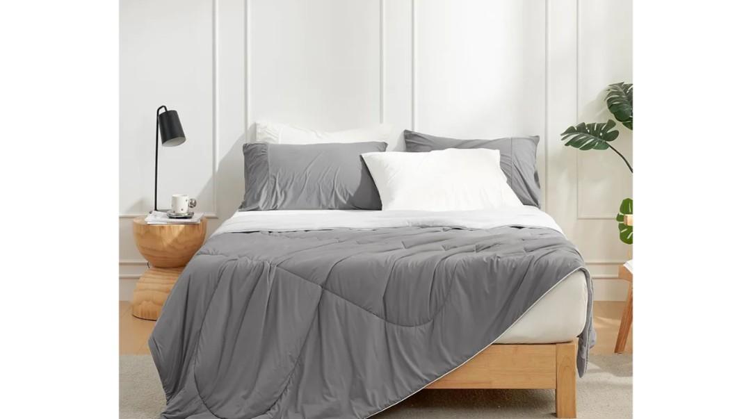 Cozy Bliss Cooling Comforter King XL Size, Cooling Blankets for Hot Sleepers and Night Sweats, Dark Light Gray Summer Comforter for King XL Bed, Breathable Soft Lightweight Silk Smooth