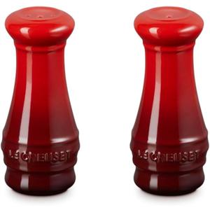 Le Creuset, Salt and Pepper Shaker Set of 2 - Cerise