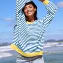 UEU Womens Striped Sweatshirt Crewneck Oversized Pullover Long Sleeve Top | Soft Cotton Blend Fabric, Front Kangaroo Pocket, Ribbed Cuffs Hem, Casual Loose Workout Clothes (M)
