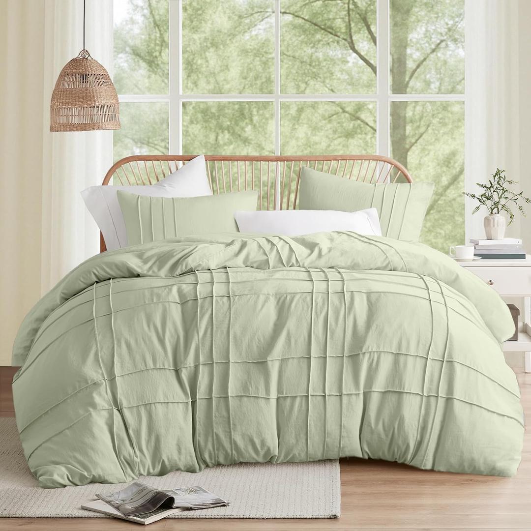 Comfort Spaces Sage Queen Comforter Set - 3 Pieces Pintuck Pleated Bedding Sets Queen, All Season Lightweight, Extra Softness Pre-Washed Microfiber Queen Bed Set, Shams, Full/Queen, AM10-0135