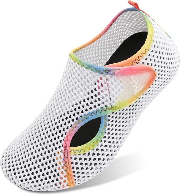 LeIsfIt Womens Mens Water Shoes Wide Barefoot Swim Beach Shoes Quick Dry Water Socks for Pool Diving Boating River Yoga Lake Surf Yellow, 6-7 Women/ 5-6 Men