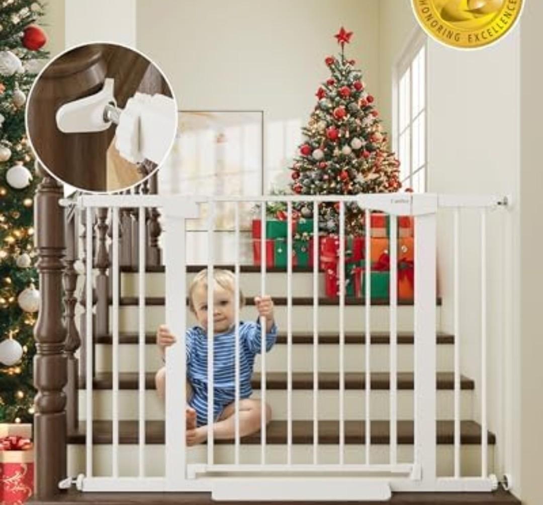 Cumbor 29.7-46" Baby Gate for Stairs, Toddler Safety Essentials for The House, Auto Close Dog Gate for Doorways, Mom's Choice Awards Winner-Easy Install Pressure Mounted Pet Gates for Dogs, White