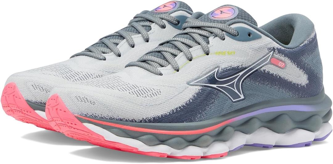 Mizuno Womens Wave Sky 7 Running Shoe, Pearl Blue-White, 7