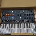 Arturia - MicroFreak Synthesizer Keyboard - 25-Key Hybrid Synth with PCB Keyboard, Wavetable & Digital Oscillators, Analog Filters