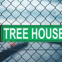 Tree House Street Sign Novelty Sign for Door Name Plate Plaque Home Patio Garden Bar Farm House Garage Wall Decor Green Tin Sign 16 x 4 Inch