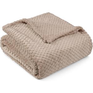 PAVILIA Tan Taupe Throw Blanket for Couch, Twin Bed, Soft Fleece Throws for Sofa Chair, Fuzzy Waffle Textured Blanket, Cozy Warm Lightweight All Season Blanket Throw, 60x80