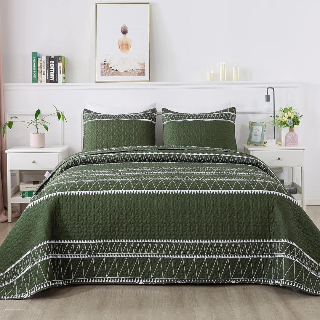 Andency Green California King Quilt Set, 3 Pieces Boho Lightweight Soft Striped Cal King Bedspread for All Season (112"x104"), Printed Bohemian Polyester Reversible Coverlet Comforter Sets
