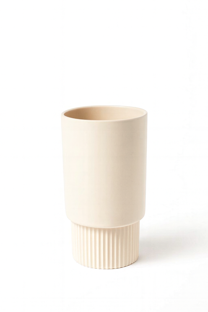 10'' Off White Line Vase