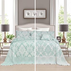 chiinvent Oversized King Bedspreads 120x120 Extra Wide Coverlet Sets, 5 Piece Double-Sided Damask Jacquard Large Quilts, Lightweight and Reversible, King/Cal King, Mint Green