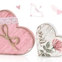 Beeveer 2 Pcs Valentine's Day Wooden Heart Signs Tiered Tray Decor with Bow Wood Heart Shape Table Blocks for Party Home Office Table Shelf Decor