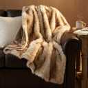 Faux Fur Throw Blanket - Ultra Long Pile, Luxury Fluffy Fox Golden with Brown Tipped Throws for Couch Sofa Decoration, Fuzzy Plush Blankets for Women, 130x150cm