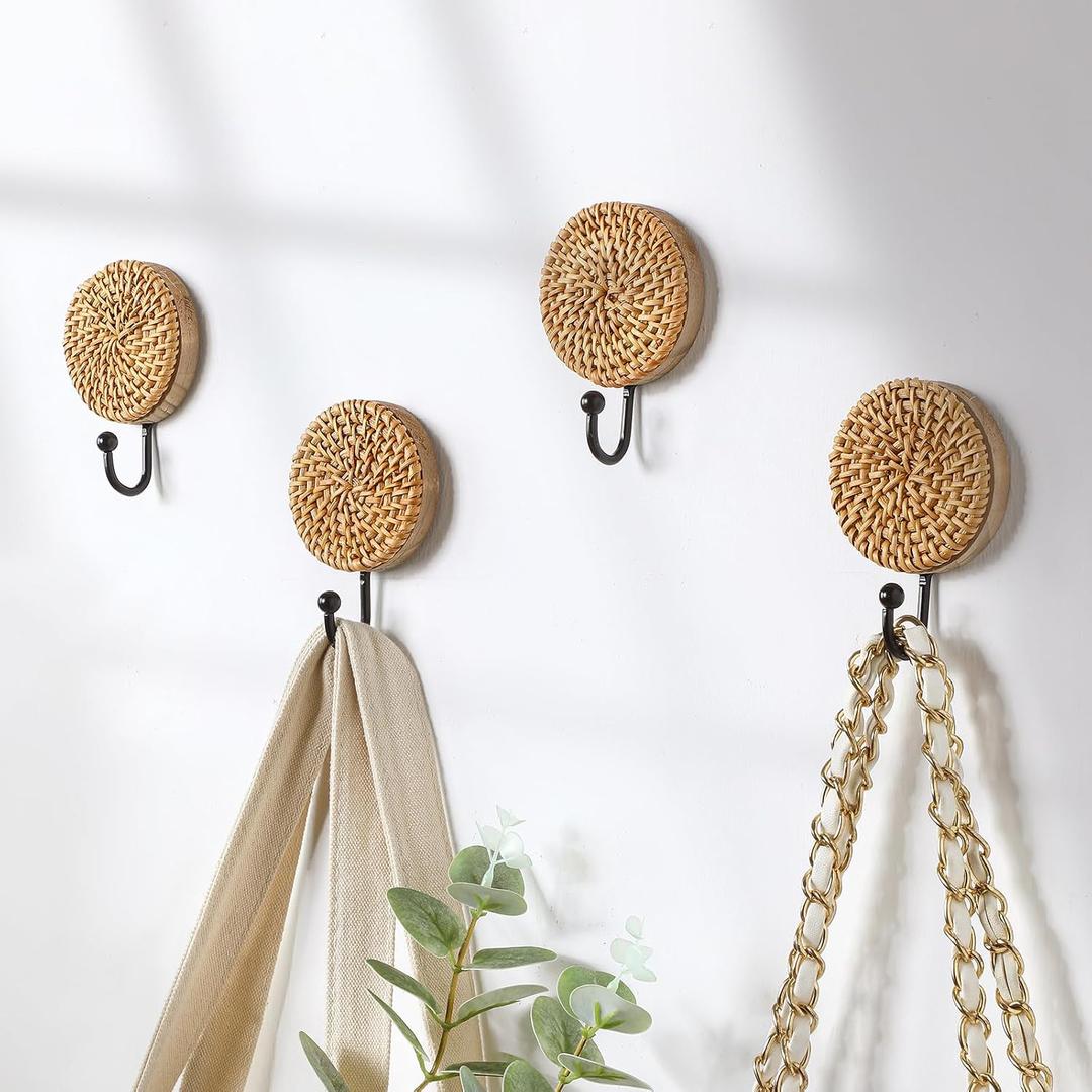Colingmill 4 Pcs Boho Rattan Wall Towel Hooks Decorative Woven Hanging Holder Farmhouse Coat Rack Hooks Wood Coat Rack Wall Mount Vintage Decorative Hook for Hanging Coats(Round)