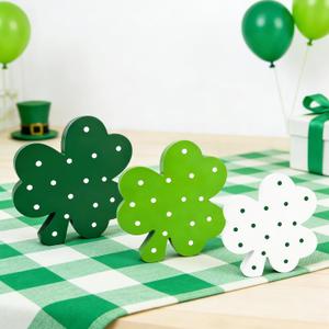 St Patricks Day Decorations 3 PCS, Wooden Green Shamrock Decoration for Home Table, Irish Lucky Clover Signs Decor for Tiered Tray Mantel Office, Saint Patricks Gifts Centerpiece for Indoor Party Desk