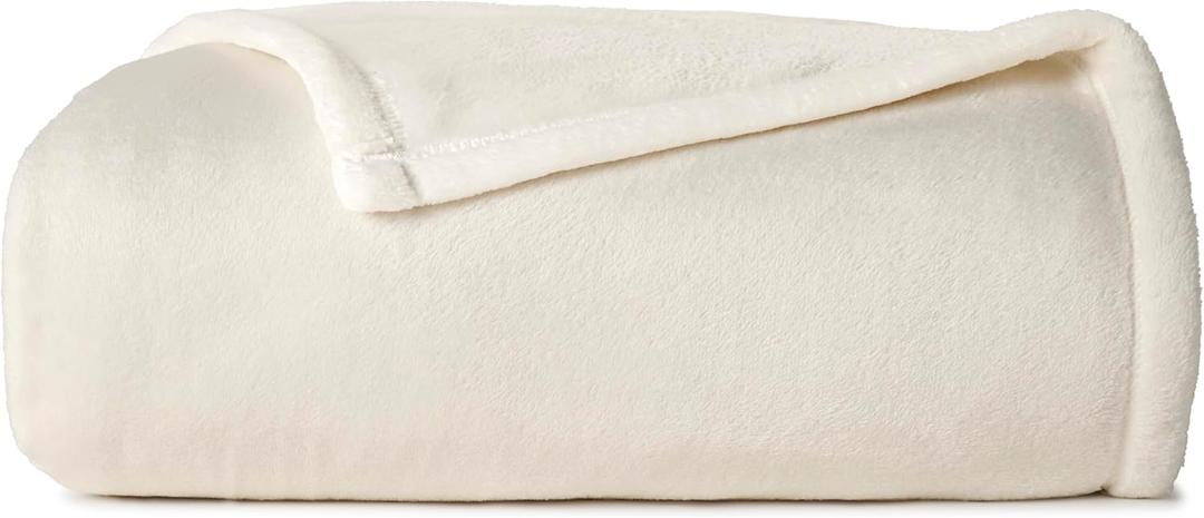Casual Living Twin/Twin XL Fleece Blanket Fluffy Warm Cozy Bed Blankets for Dorm or Bedroom Decor Soft Plush Thick Fuzzy Oversized Big Throw for Couch Bed or Outdoor, 66-inch x 90-inch, Ivory White