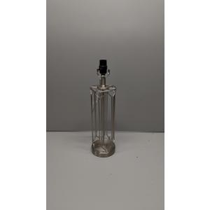 Lamp for Living Room, Base Silver Metal, good Decoration.  19 " Inches Tall.