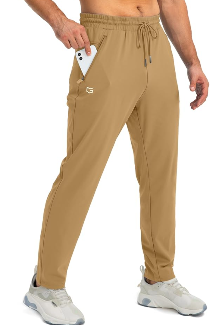 Gradual Men's Sweatpants with Zipper Pockets Tapered Joggers for Men Athletic Pants for Workout, Jogging, Running Medium