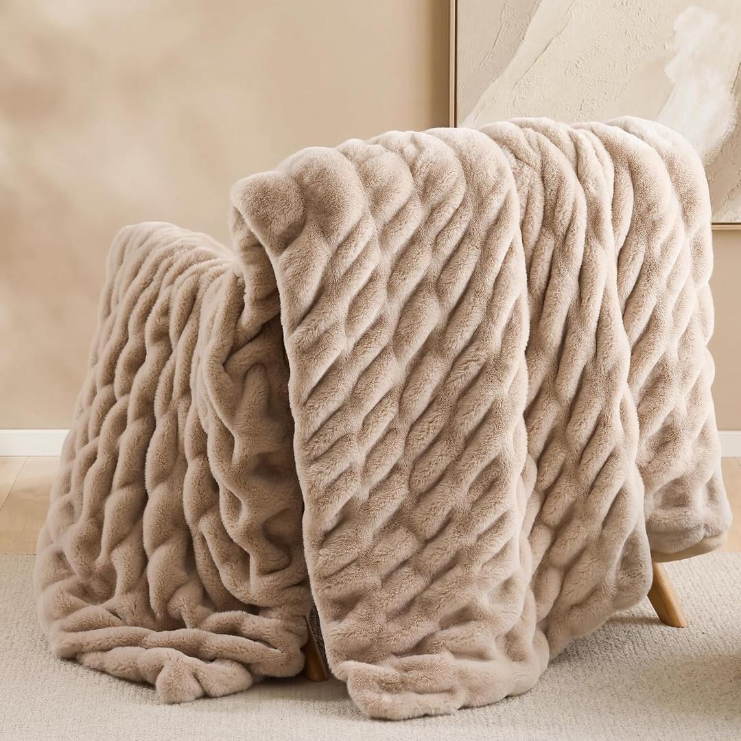 Smoofy Linen Throw Blanket for Couch Luxury Faux Rabbit Fur Blanket, Ultra Soft Fluffy Plush Fuzzy, Lightweight Warm Cozy Blanket for Bed Sofa, Aesthetic Room Decor Gift for Women 50"x60"