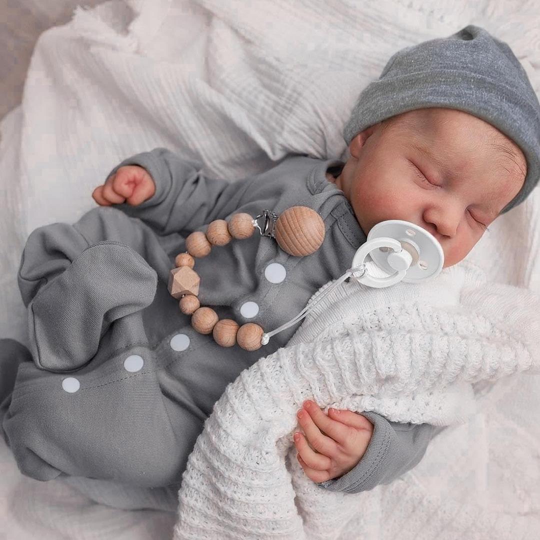 WOOROY Realistic Reborn Baby Dolls - 18 Inch Full Vinyl Body Lifelike Reborn Boy Doll Poseable Real Life Newborn Sleeping Baby Dolls Gift Toys with Accessories for Kids Age 3+