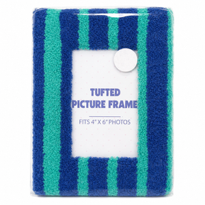 TUFTED PICTURE FRAM FITS 4" X 6" PHOTOS