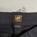 Lee Women's Wrinkle Free Relaxed Fit Straight Leg Pant, size 12 short