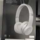 Beats Solo3 - Wireless Bluetooth On-Ear Headphones, Apple & Android Compatible, Up to 40H of Battery Life - Silver (Latest Model)