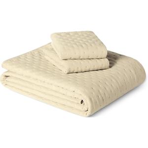 Amazon Basics Brushed Microfiber Quilt Set, Extra Soft with Natural Texture, 3-Piece, King, Beige