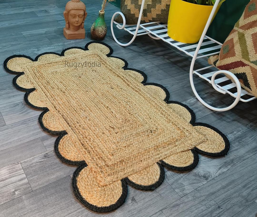 Scalloped Jute Area Rug 2x3 FT  Handwoven Natural Fiber Rug with Black Border | Eco-Friendly, Durable & Stylish Doormat | Farmhouse Boho Dcor for Living Room, Bedroom, Entryway (Black, 2'x3')