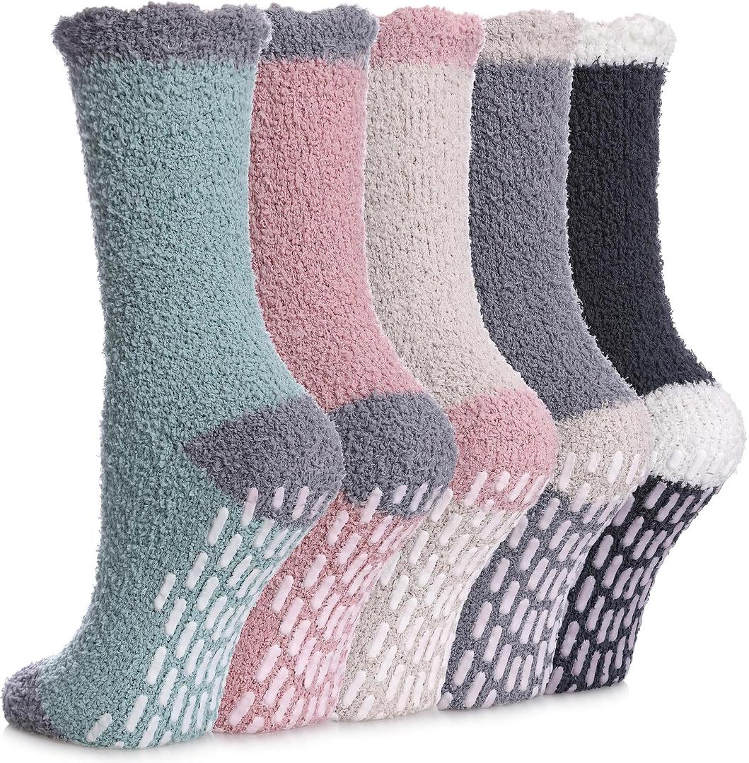 MQELONG Non Slip Hospital Socks with Grips for Women Winter Warm Cozy Fuzzy Slipper Soft Fluffy Sleep Socks