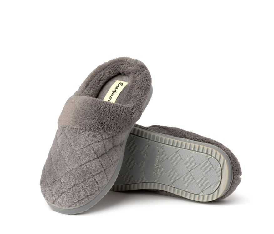 Dearfoams Women's Fuzzy Slip-on Slippers Warm Cozy Soft Lightweight Memory Foam Indoor Leslie House Shoes 7-8