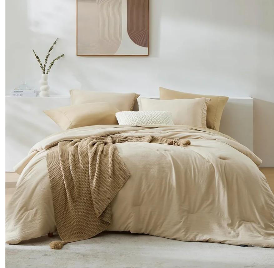 WRENSONGE Queen Comforter Set 7 Pieces Beige Bed in a Bag Queen with Fitted Sheet, Flat Sheet, 2 Pillow Shams, and 2 Pillowcases Warm Bed Set for All Season