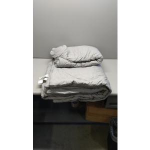 Bedsure Twin/Twin XL Comforter Set - Grey Soft Bedding for All Seasons, Cationic Dyed Bed Set, 2 Pieces, 1 Twin Size Comforter (68"x88") and 1 Pillow Sham (20"x26"+2")