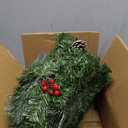 9 Ft Prelit Christmas Garland with Lights 8 Modes Timer 270 Branchs Cedar Snowy Bristle 70 Berry 10 Pinecone Waterproof Battery Operated Christmas Decoration Indoor Outdoor Holiday Decor Mantle Stairs