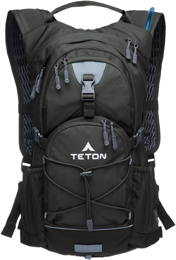 Teton Oasis/Trailrunner Hydration Backpack Lightweight Water Pack with 2L/3L Bladder for Hiking, Running, Cycling, Biking 18L/22L Sizes Sewn-in Rain Cover Fits Men and Women