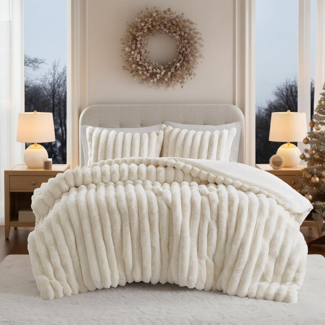 Madison Park King Comforter Set Reversible Faux-Fur Plush Comforters for King Size Bed, All Season Luxurious Ribbed Velvet Comforters King Size Bedding Set, Jasmine, King, Ivory 3 Piece
