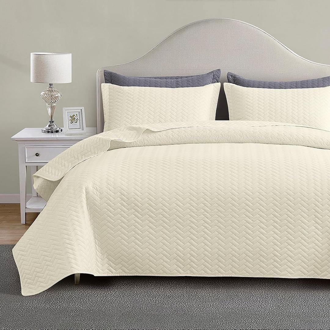 Maple&Stone Quilt Set King Size, Lightweight Off-White Bedspread Ultrasonic Chevron Pattern Light Coverlet for All Season Comforter Bedding Decor - 3 Piece King Bed Cover Sets (King (106'' x 96''))