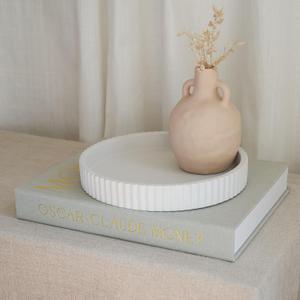 Decorative Concrete Tray & Book Decor Set - Scalloped Tray & Linen Box Enhance Your Coffee Table or Bookshelf Decor - Stylish Home Decoration for Your Living or Dining Room & as a Housewarming Gift