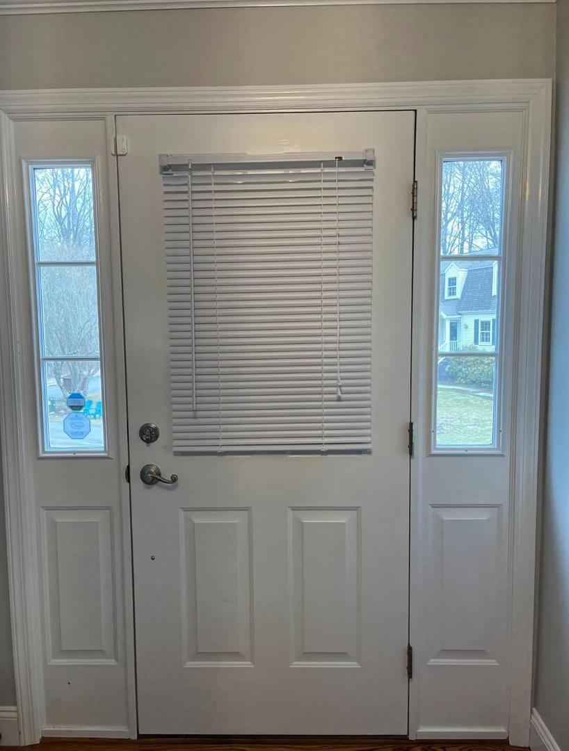 Magnetic Shades for Steel Door Windows | 1 Magnetic Blinds for Metal Doors | Glass Door White Mini Blinds or Covers | 25" X 40" or 68" (White 25" X 40")