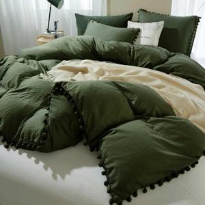 ETDIFFE King Size Pom Duvet Cover, 3 Piece Boho Farmhouse Microfiber Comforter Cover Set, Soft and Lightweight Bedding Quilt Cover, Solid Dark Olive Green