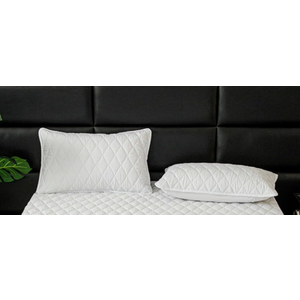 2 White Pillowcase, Size 19"x25"