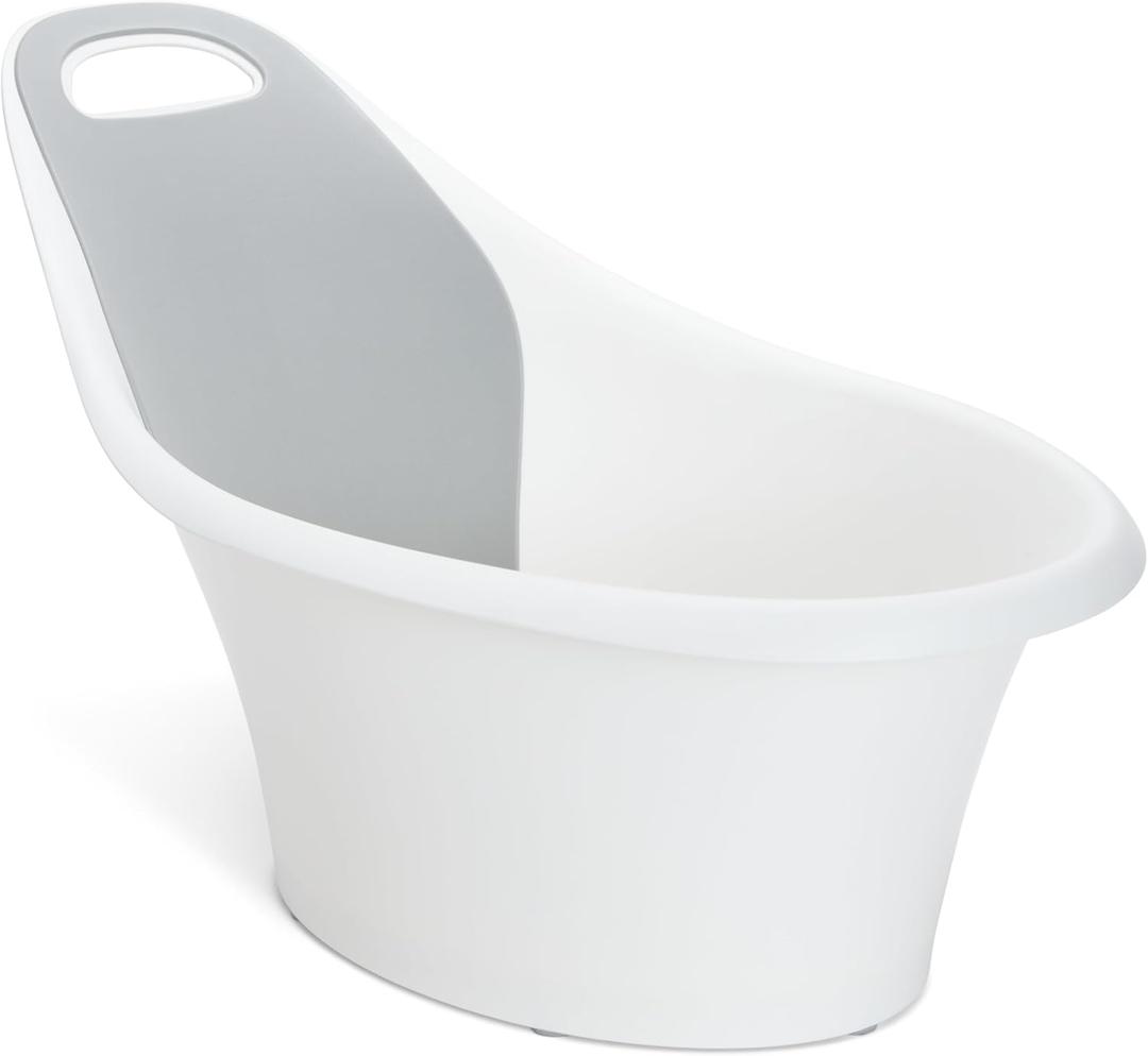 Munchkin Sit & Soak Baby Bath Tub, 0-12 Months, White, 25 x 16.25 x 15 Inch