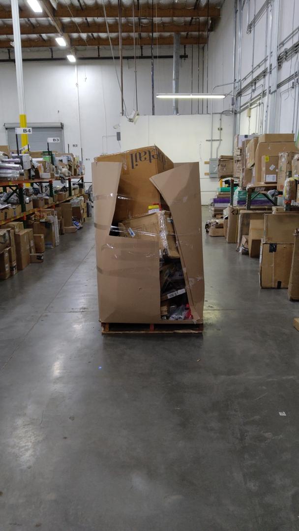 Pallet Of Salvage Items