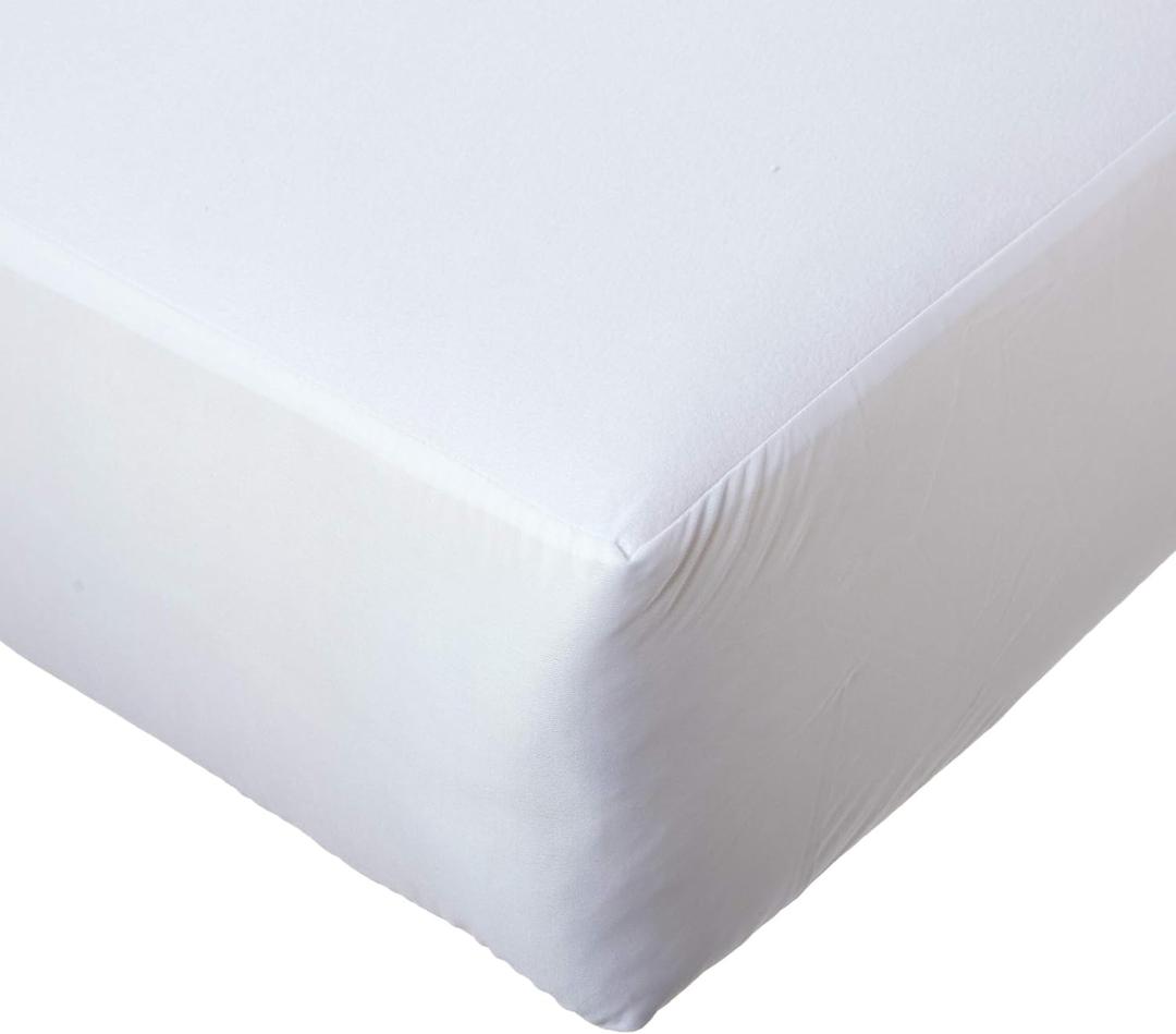 Spring Sleep, Ultra Soft-Premium Zippered Mattress Protector Cover, Water Proof, Breathable and noiseless, Fits Mattress 6 to 9-Inch, Queen, White