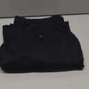 Amazon Essentials Men's Straight-Fit Wrinkle-Resistant Flat-Front Chino Pant (31W x 30L, Black)