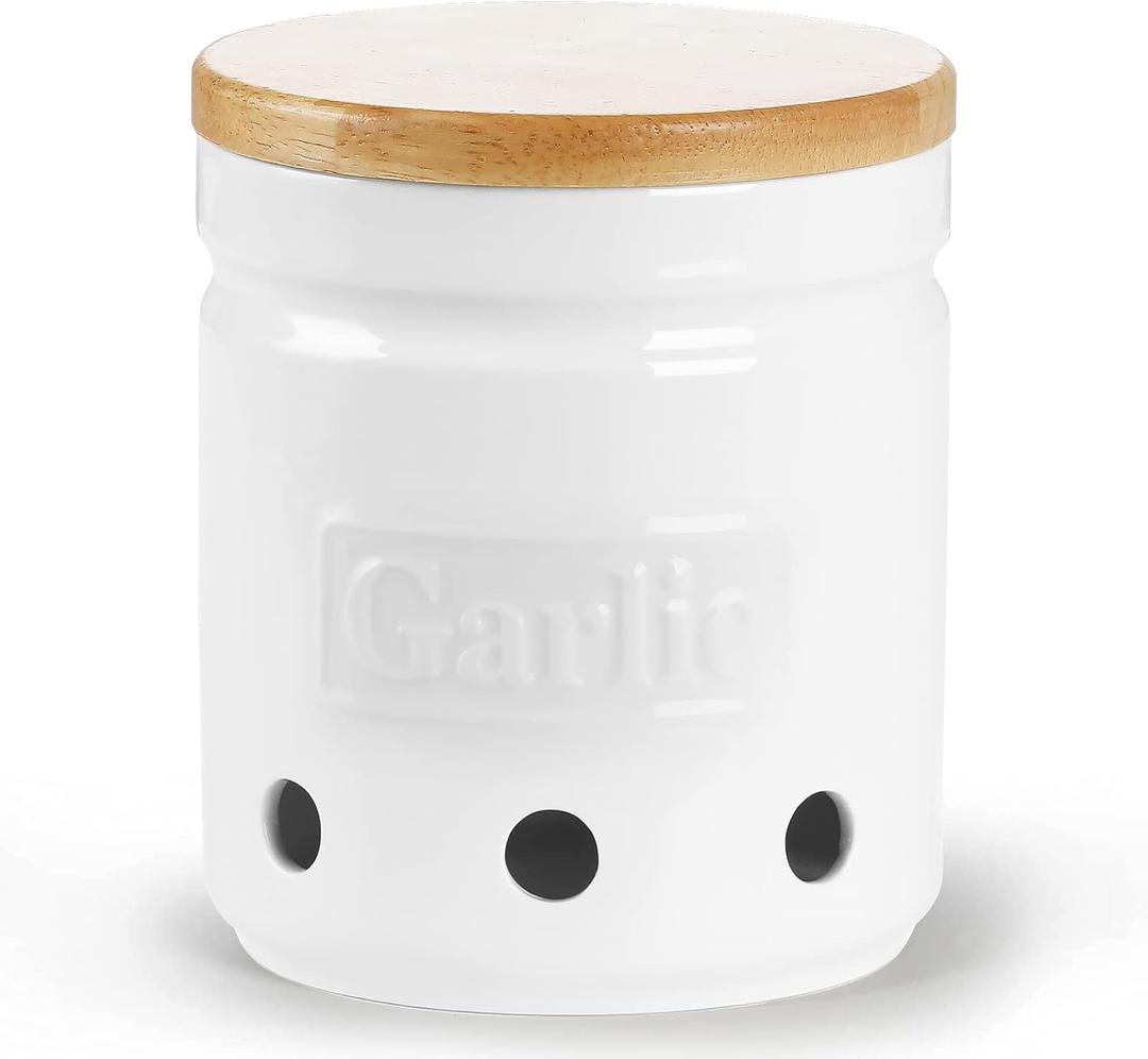 ONTUBE Garlic Keeper with Wooden Lid, 4.5-Inch Ceramic Garlic Holder Storage, Garlic Container for Kitchen, Garlic Saver to Keep Your Garlic Cloves Fresh Longe 24 oz (White)