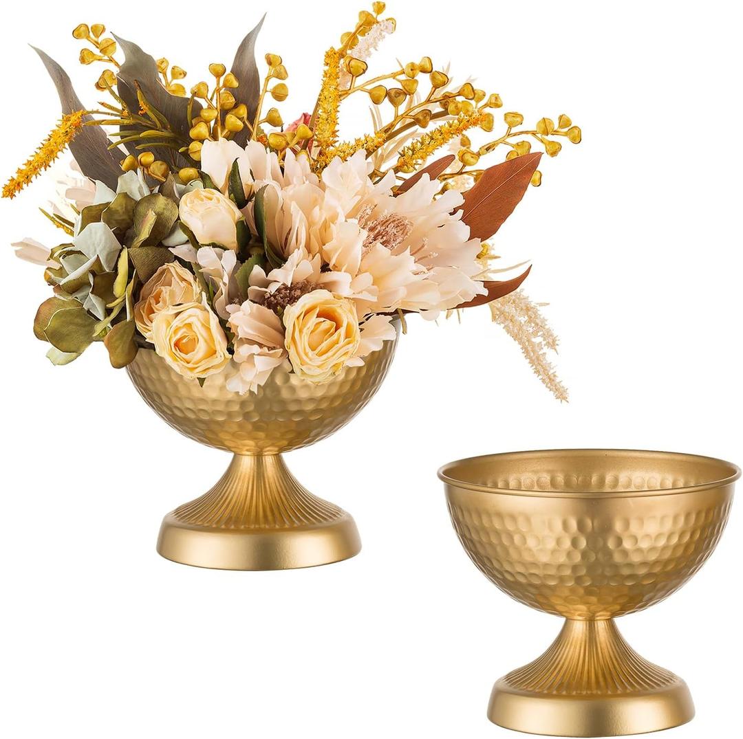 Sziqiqi Urn Vases for Wedding Centrepiece - 6in High Gold Metal Vase Set of 2 Small Vintage Flower Arrangement Pots for Table Centrepieces Elegant Hammered Vase for Christmas Anniversary Party