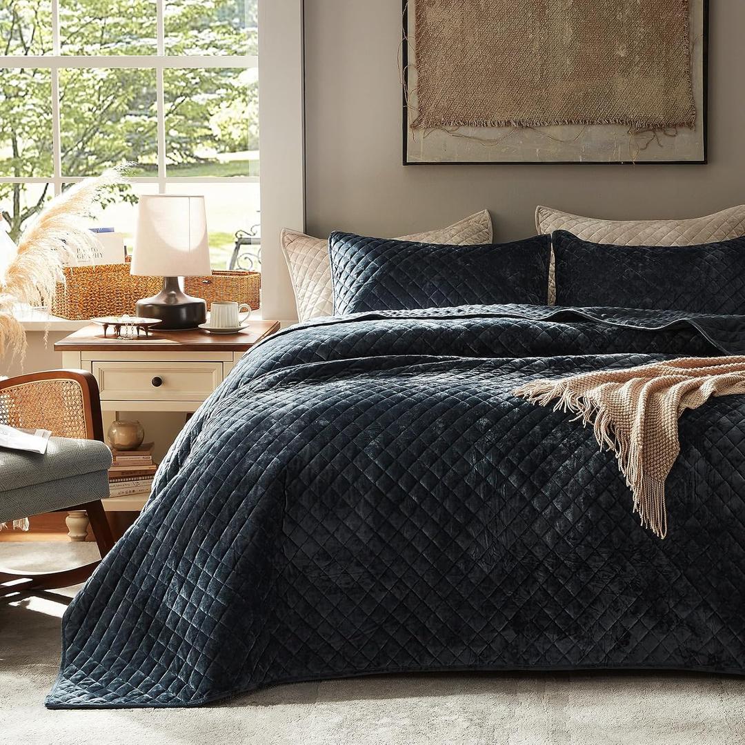 Oversized California King Size Velvet Quilt Set (120"x120"), Luxurious Diamond Quilted Stitching, Lightweight Soft All-Season Bedspread Set with 2 Pillow Shams, Blue Grey