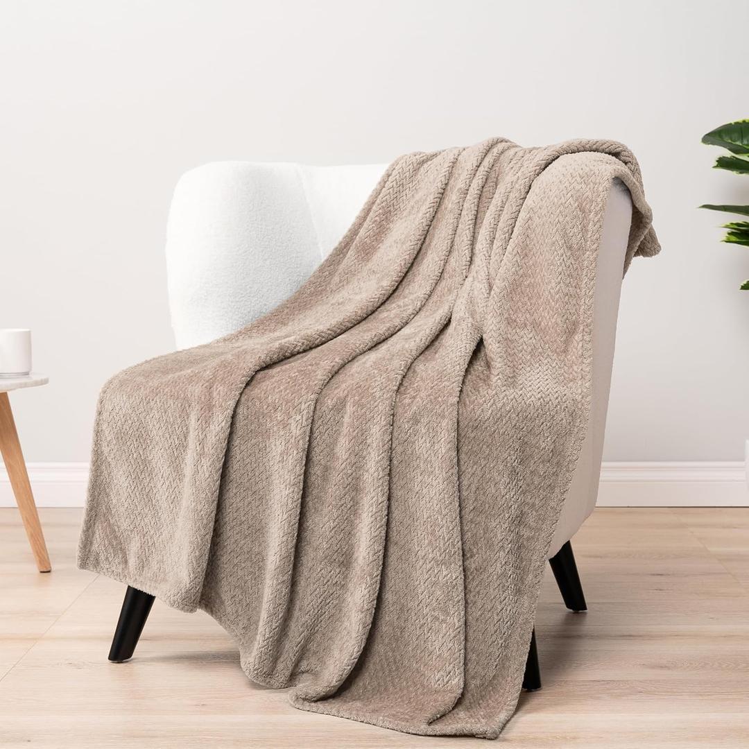PAVILIA Soft Fleece Taupe Tan Throw Blanket for Couch, Lightweight Plush Warm Blankets for Bed, Fuzzy Cozy Flannel Blanket Throw for Sofa, Travel, Jacquard Pattern, Taupe/Camel, 50x60 inch